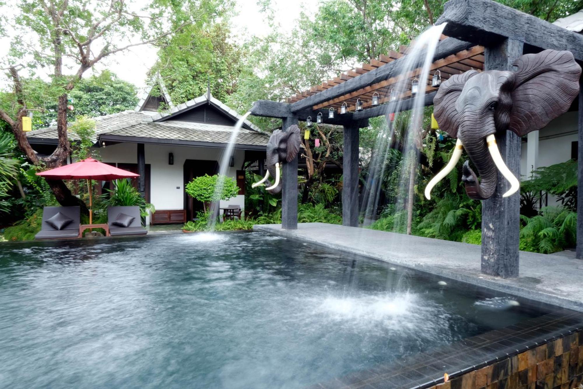 Vimarn Kaew Village And Resort Chiang Mai Bagian luar foto