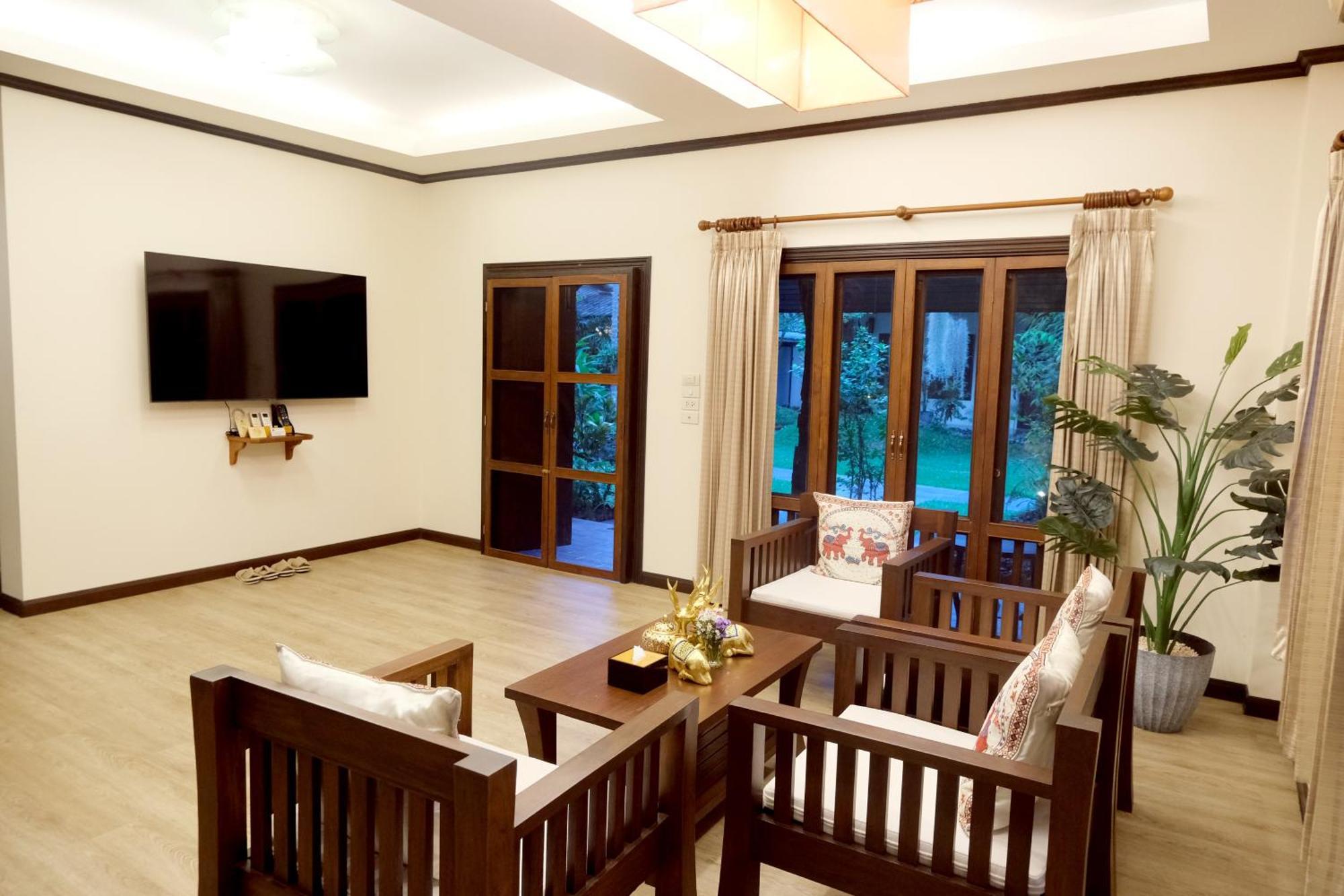 Vimarn Kaew Village And Resort Chiang Mai Bagian luar foto